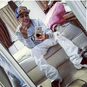 Meet your Posher, Tommy